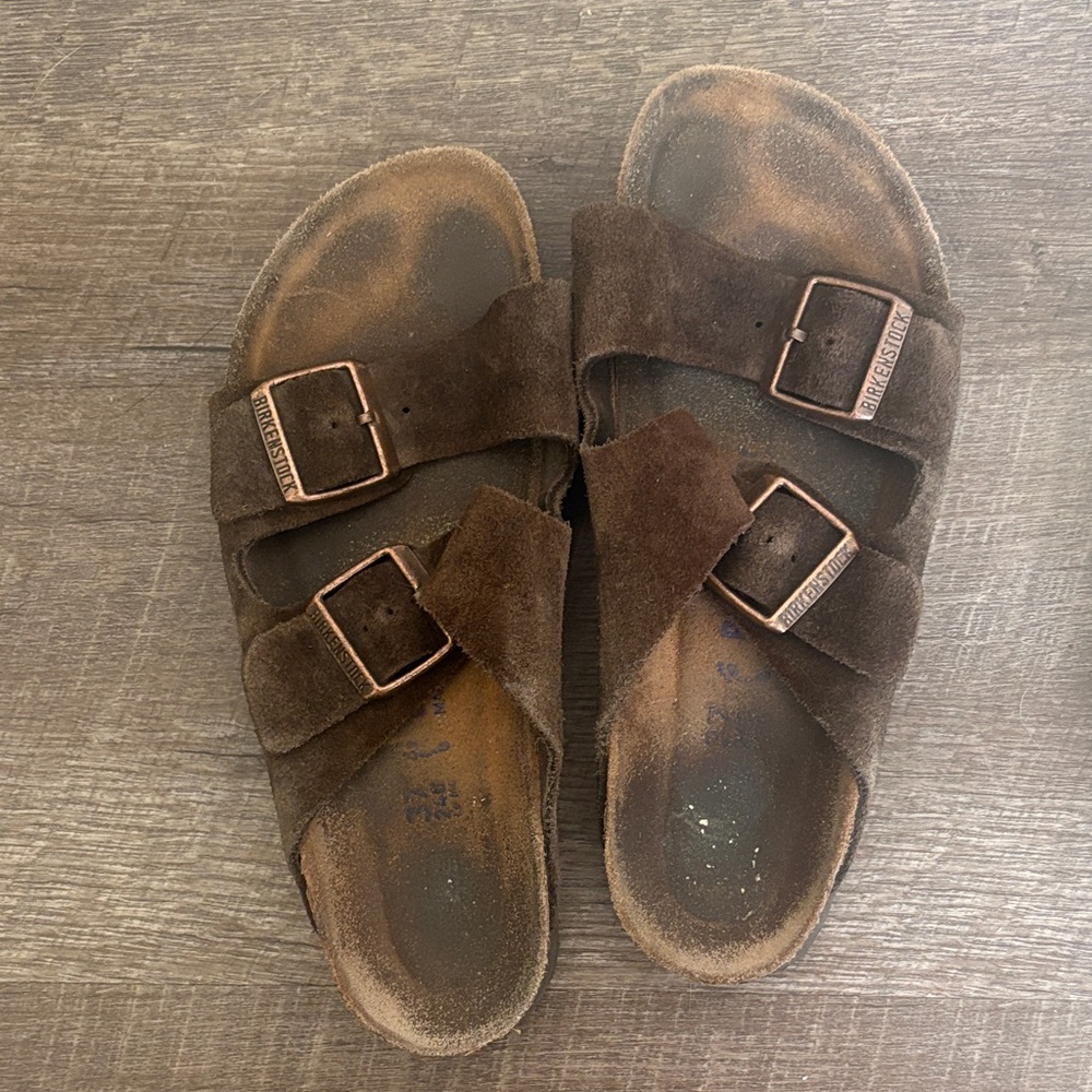 Arizona Soft Footbed Suede Birkenstocks in Mocha Suede